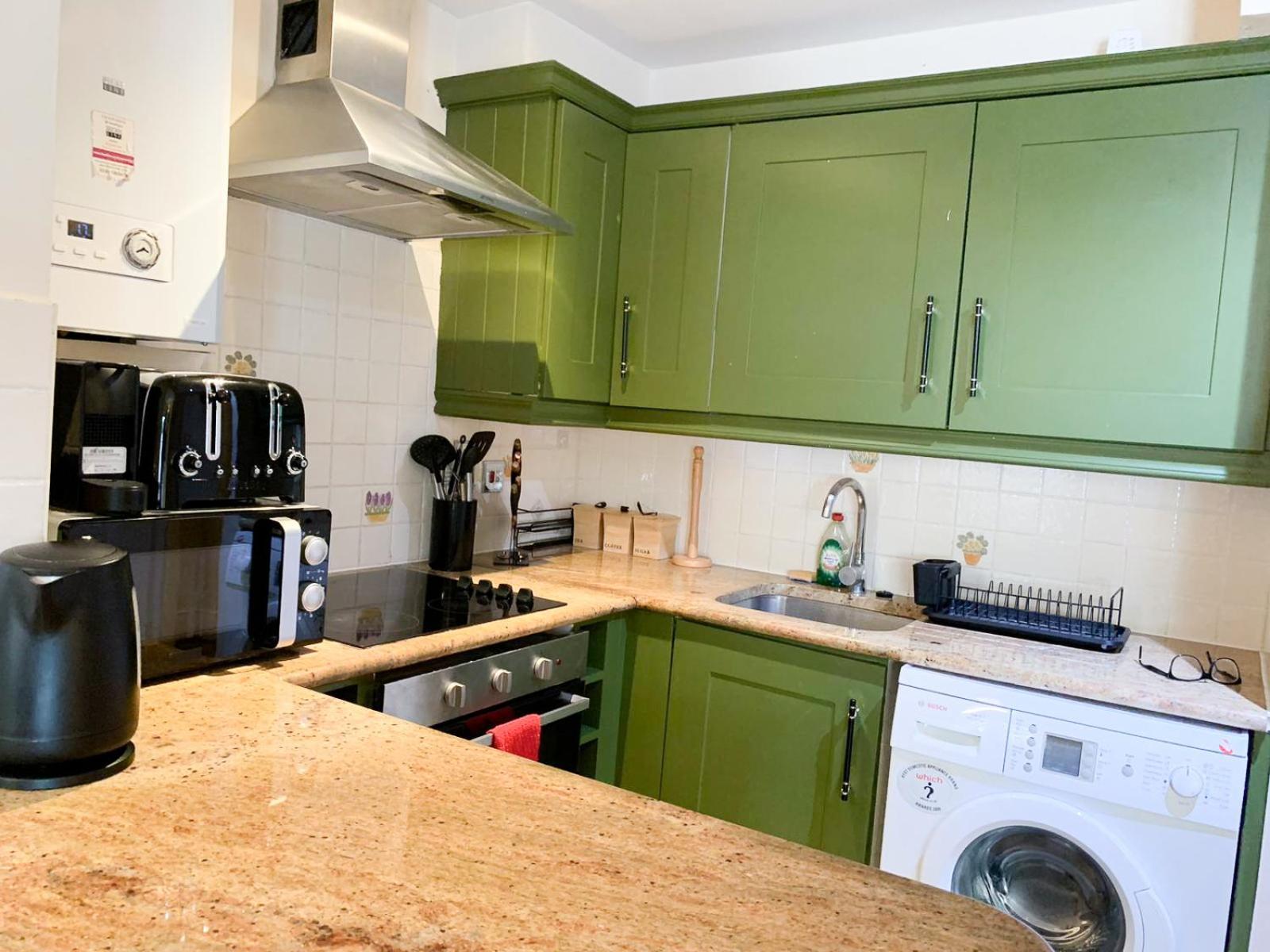 Lovely 1 Bedroom Flat In West Kensington Central London, Shepherd'S Bush Екстер'єр фото