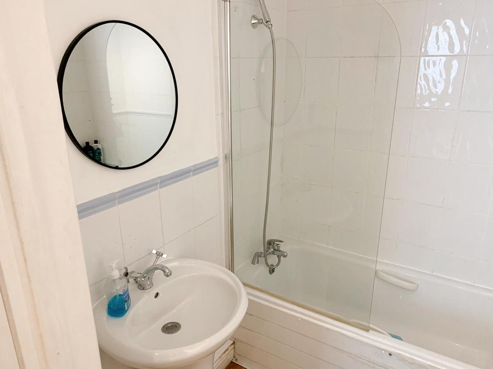 Lovely 1 Bedroom Flat In West Kensington Central London, Shepherd'S Bush Екстер'єр фото